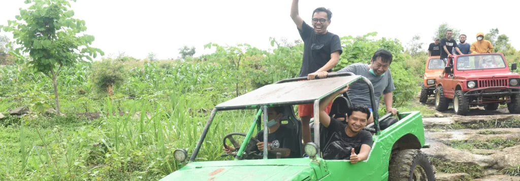 Offroad Jeep Goa Pindul adventure