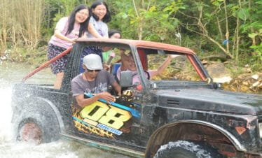 Offroad Jeep Goa Pindul gunung kidul