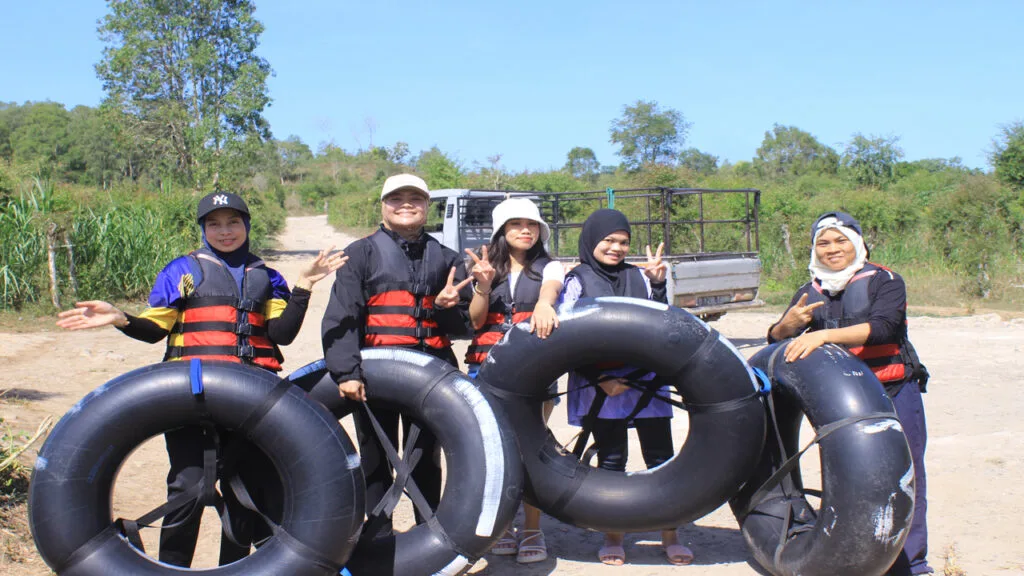 Oyo River Tubing gunung kidul