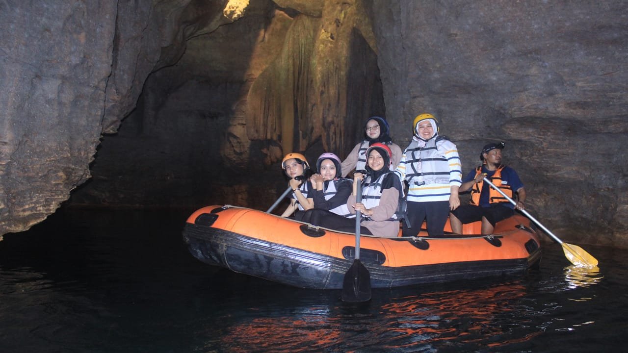 Rafting Goa Tanding Yogyakarta