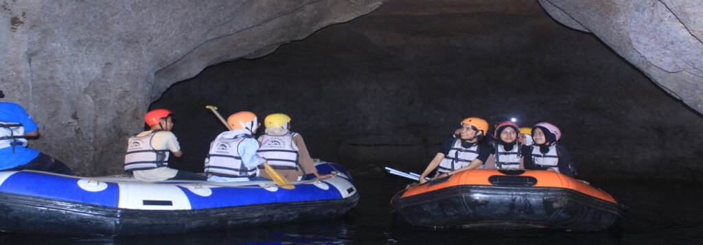 visit goa tanding gunung kidul