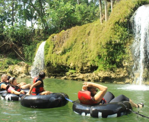 Adventure Tubing Sungai Oyo